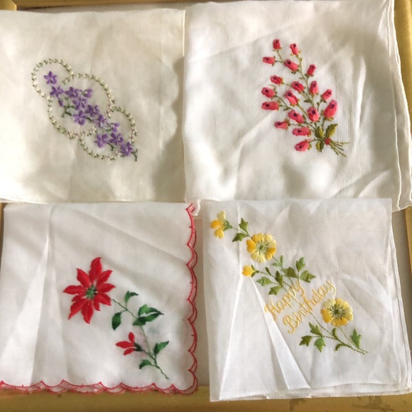Extremely Elegant Cotton VTG Handkerchiefs Floral - Picture 14 of 14